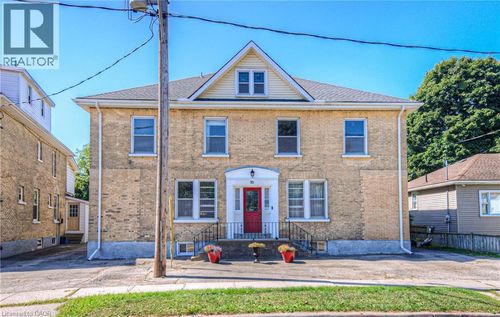 76 Roseview Ave, Cambridge, ON, N1R4A7 | Card Image