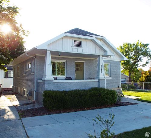 3740 S 4800 W, West Valley City, UT, 84120-3637 | Card Image