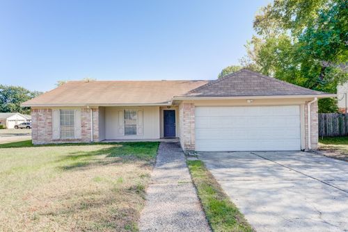 15914 Timber Valley Dr, Houston, TX, 77070-1631 | Card Image
