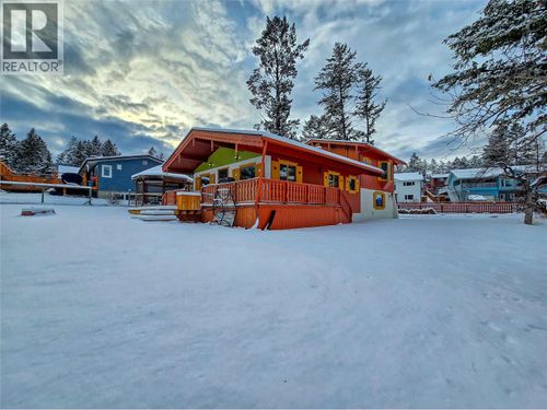 1721 8th Ave, Invermere, BC, V0A1K0 | Card Image