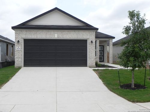3435 Old Almonte Dr, San Antonio, TX, 78224-2425 | Card Image