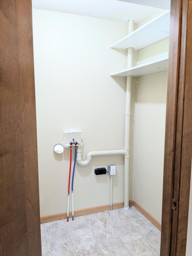 Main Level Laundry | Image 37