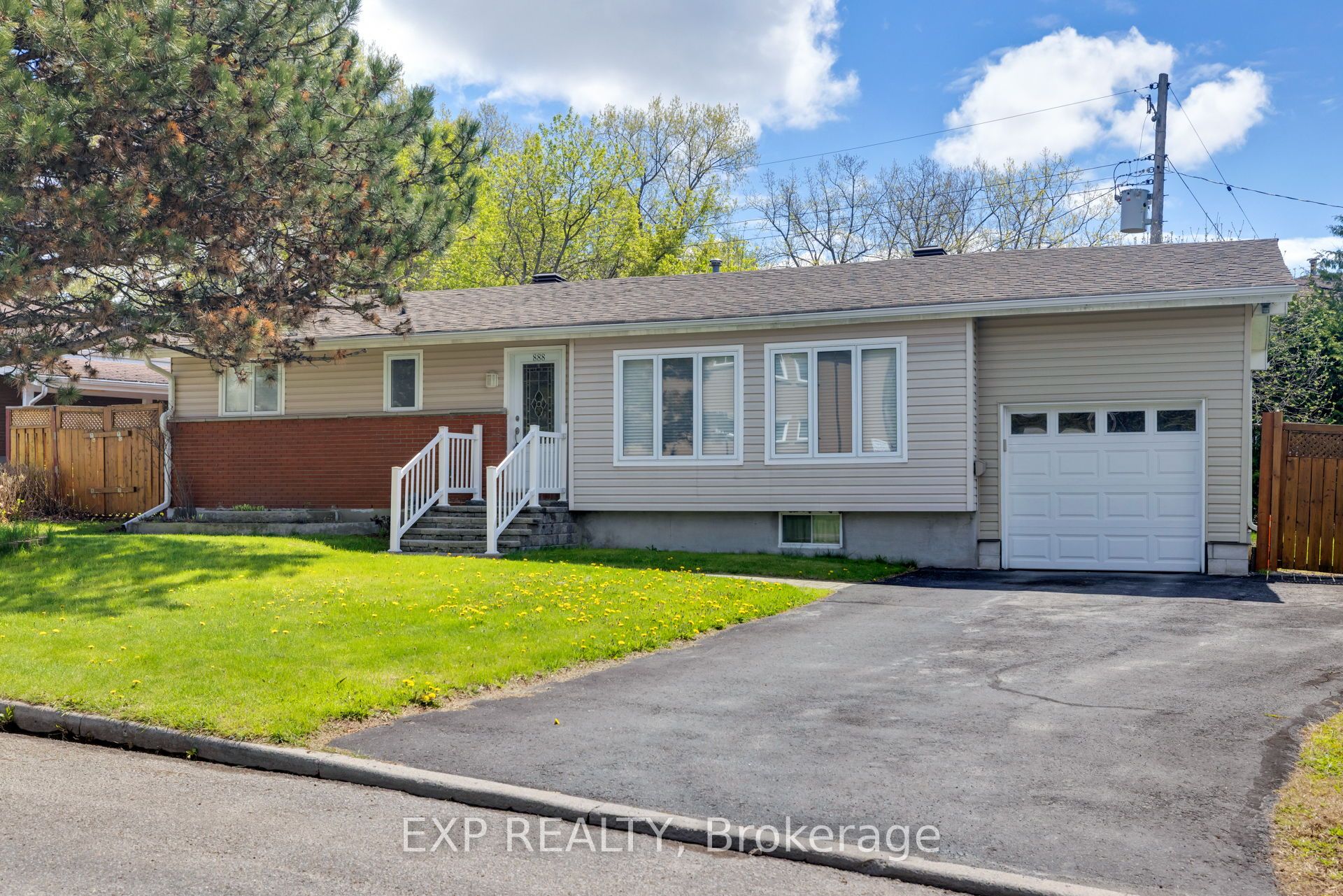 Residential in Overbrook - Castleheights and Area