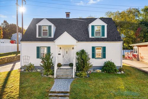 36 Maple St, Griswold, CT, 06351-2318 | Card Image