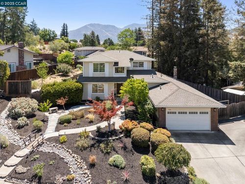 1826 Yolanda Cir, Clayton, CA, 94517-1062 | Card Image
