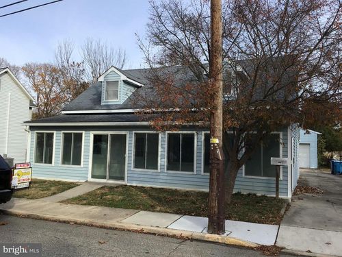 105 W Walnut St, NORTH EAST, MD, 21901-4133 | Card Image