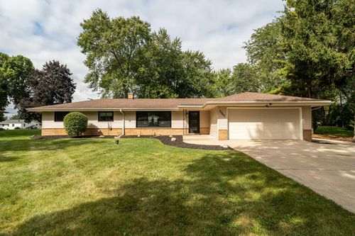 3565 Sunny Crest Dr, Brookfield, WI, 53005-2116 | Card Image