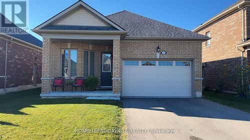 27 Seaton Cres, Tillsonburg, ON, N4G0J8 | Card Image