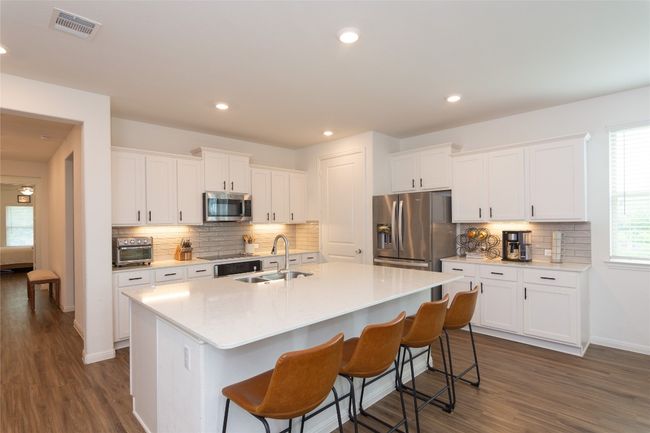 501 Sixpence Ln, House other with 3 bedrooms, 3 bathrooms and 4 parking in Georgetown TX | Image 5