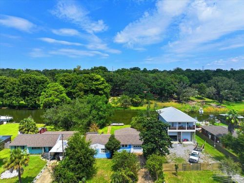 3290 Bayou Dr, Pensacola, FL, 32505-7803 | Card Image