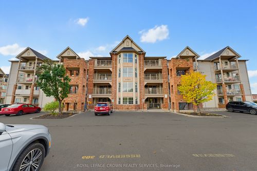 203-4025 Kilmer Dr, Burlington, ON, L7M4M5 | Card Image