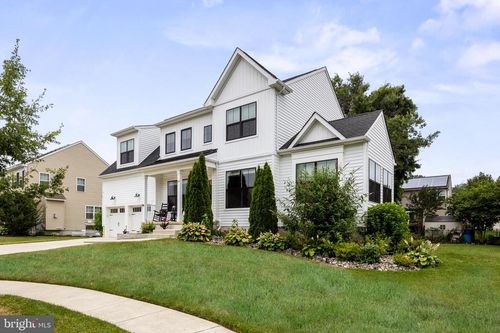 20 Monet Dr, Mays Landing, NJ, 08330-2065 | Card Image