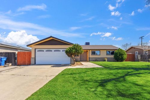 1542 N Lemoore Ave, Lemoore, CA, 93245-2007 | Card Image