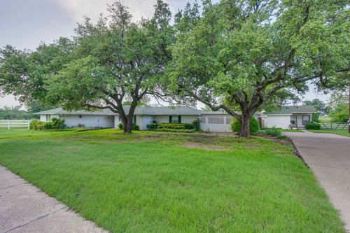 3803 Fm 813, Waxahachie, TX, 75165-8900 | Card Image