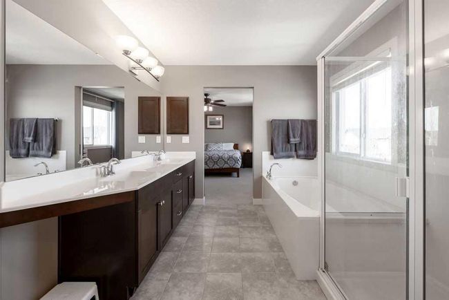 36 Westridge Rd, House other with 4 bedrooms, 4 bathrooms and 3 parking in Okotoks AB | Image 22