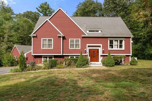 7 N Washington St, Norton, MA, 02766-1802 | Card Image