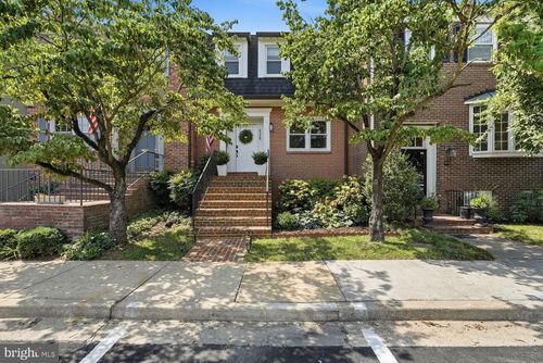 6328 Golf Course Sq, ALEXANDRIA, VA, 22307-1225 | Card Image