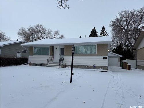 67 Milford Cres, Regina, SK, S4N1K6 | Card Image