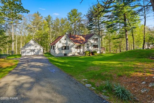 181 Chokeberry Dr, Milford, PA, 18337-7110 | Card Image