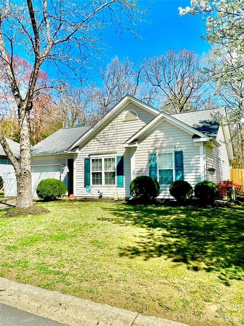 283 Sweet Martha Dr, Mooresville, NC, 28115-7906 | Card Image