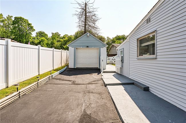 2216 Keystone Ave, House other with 3 bedrooms, 2 bathrooms and 1 parking in Hempfield Twp - WML PA | Image 8
