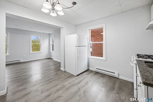 5-70 Center St, Wallingford, CT, 06492-4160 | Card Image