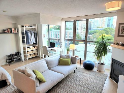 702-928 Richards St, Vancouver, BC, V6B6P6 | Card Image