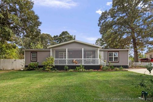 2913 Donegal Dr, Raeford, NC, 28376-5713 | Card Image