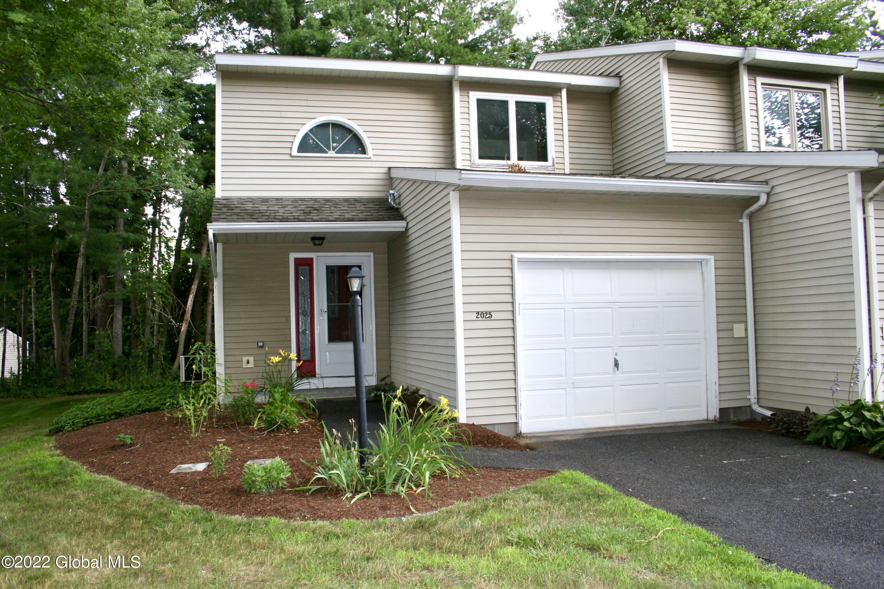 2025 Rosedale Way, Sold in Guilderland Zoocasa