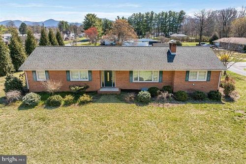 302 Holly Ave, GROTTOES, VA, 24441-1618 | Card Image