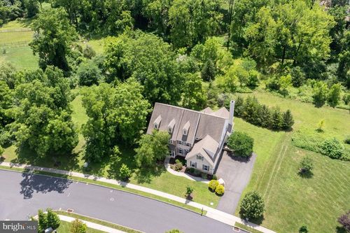 4300 Liberty Creek Pkwy, Coopersburg, PA, 18036-9753 | Card Image