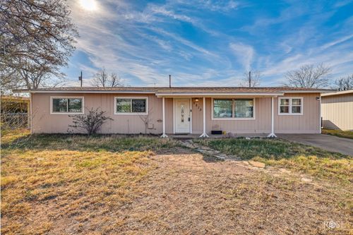 2215 Greenwood St, San Angelo, TX, 76901-1217 | Card Image