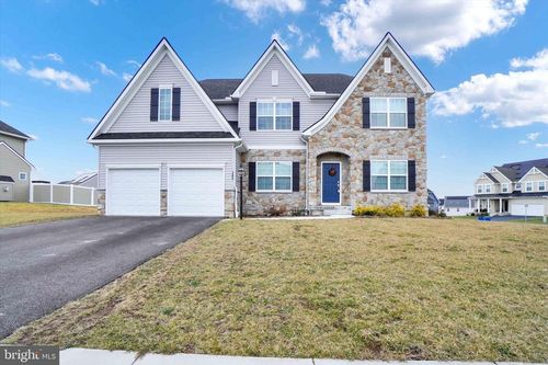 305 Hollyhock Dr, MANCHESTER, PA, 17345-9116 | Card Image