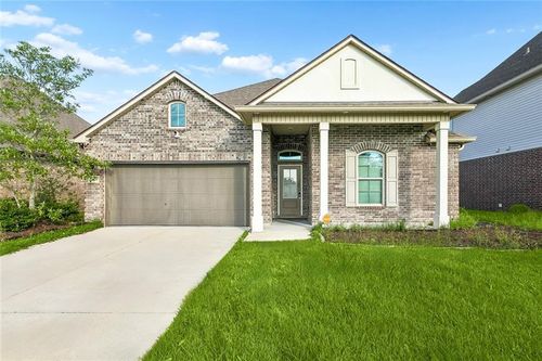 129 Lakeshore Vlg S, Slidell, LA, 70461-5693 | Card Image