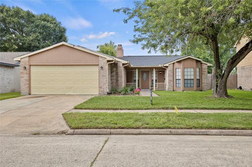 8019 Summer Place Dr, Humble, TX, 77338-1819 | Card Image