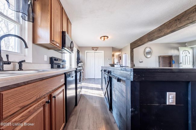 8113 Ky Highway 259 N, House other with 3 bedrooms, 1 bathrooms and null parking in Bee Spring KY | Image 15