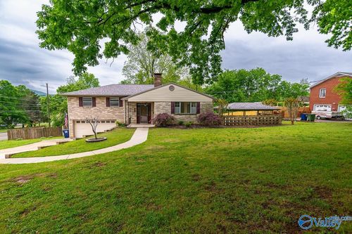 2501 Maysville Cir Ne, Huntsville, AL, 35811-2113 | Card Image