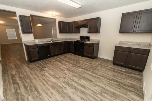 56 Santa Barbara Dr, Manvel, TX, 77578-1568 | Card Image