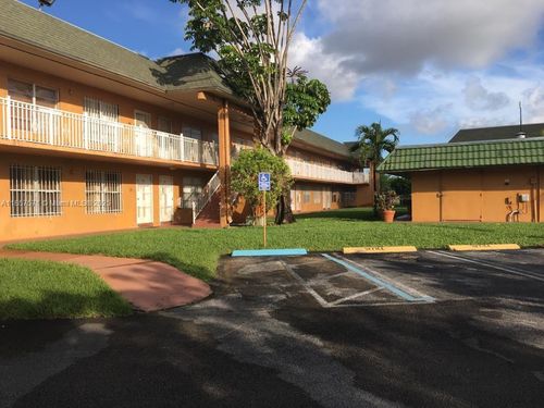 apt-223-271 Nw 177th St, Miami Gardens, FL, 33169-4962 | Card Image