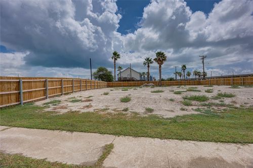 lot-4-00 Plum St Boulevard, Corpus Christi, TX, 78402 | Card Image