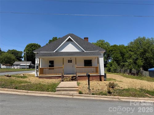 730 W Oakwood Avenue, Albemarle, NC, 28001 | Card Image