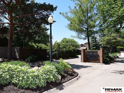 11-2609 Bishop Ln, Lincoln, NE, 68502 | Card Image