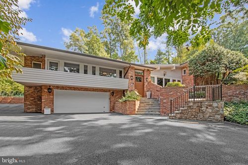 1753 Army Navy Dr, ARLINGTON, VA, 22202-1633 | Card Image