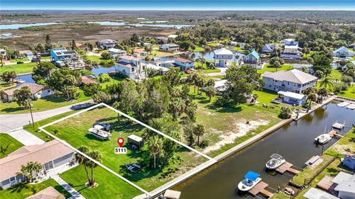 5111 Cedarbrook Ln, HERNANDO BEACH, FL, 34607 | Card Image