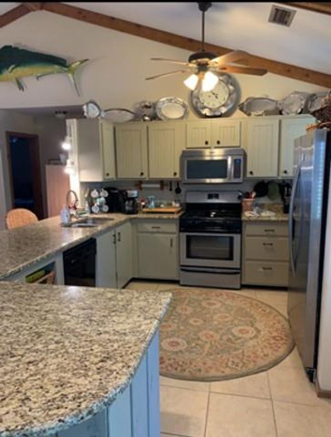 515 W Sawyer St, House other with 3 bedrooms, 3 bathrooms and 6 parking in St. George Island FL | Image 73