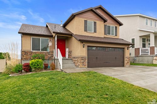 273 W Autumn Creek Dr, Saratoga Springs, UT, 84045-5013 | Card Image