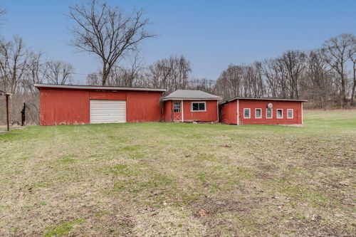 8729 D Dr S, Ceresco, MI, 49033-9775 | Card Image