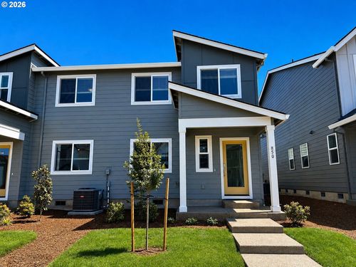 850 Sifuentez Ct, Woodburn, OR, 97071-6084 | Card Image
