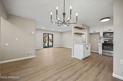 802 Begonia Ct, Jackson, NJ, 08527-4140 | Card Image