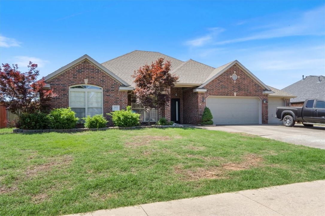 Green Meadows Ave, Springdale, AR 72764
